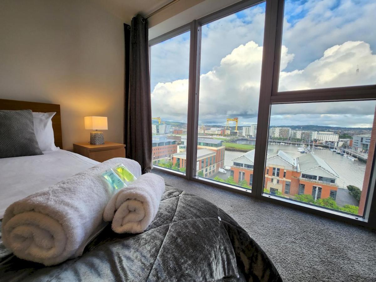 Ferienwohnung Pass The Keys Stunning Penthouse With Balcony Sunset Views Belfast Exterior foto