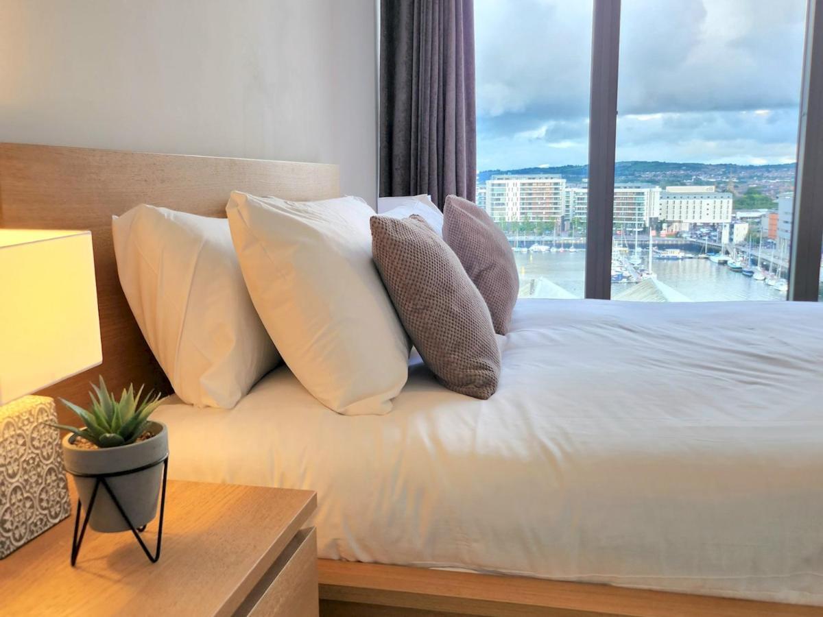 Ferienwohnung Pass The Keys Stunning Penthouse With Balcony Sunset Views Belfast Exterior foto
