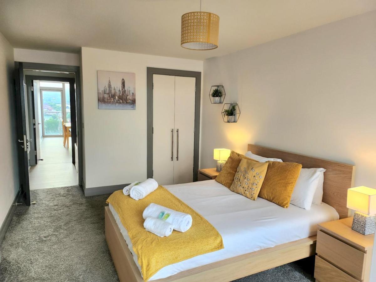 Ferienwohnung Pass The Keys Stunning Penthouse With Balcony Sunset Views Belfast Exterior foto