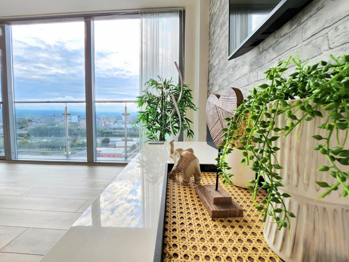 Ferienwohnung Pass The Keys Stunning Penthouse With Balcony Sunset Views Belfast Exterior foto