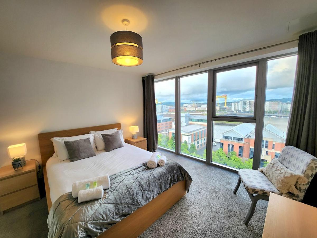 Ferienwohnung Pass The Keys Stunning Penthouse With Balcony Sunset Views Belfast Exterior foto